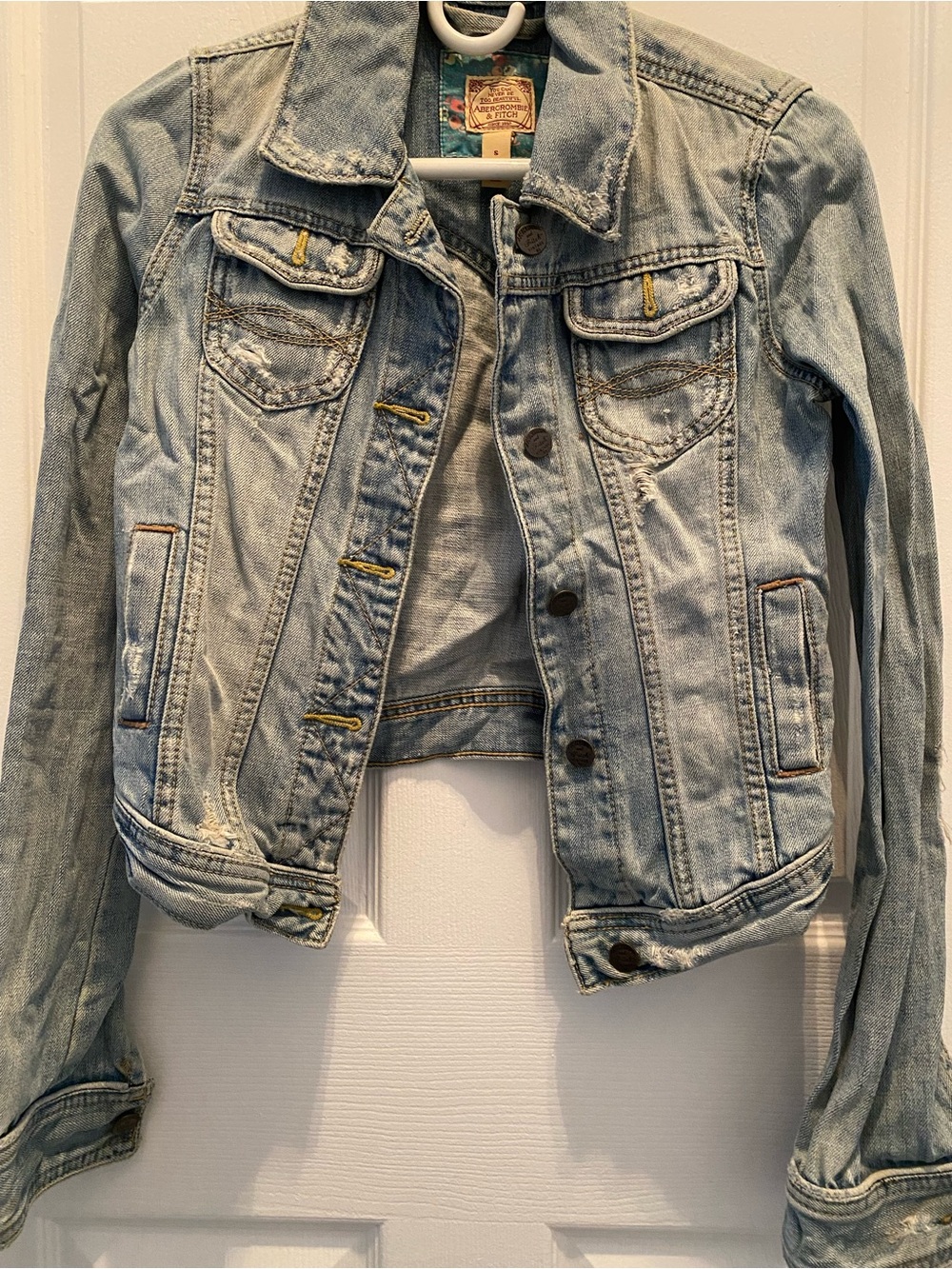 Abercrombie Light Wash Denim Jacket - Women